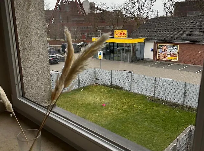 Gemuetliche 93m² Wohlfuehlflaeche Mit Ausblick Zum Weltkulturerbe! Essen